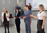 Международный центр открыт