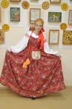 Доронина Дарья, 15 лет. Девичий народный костюм